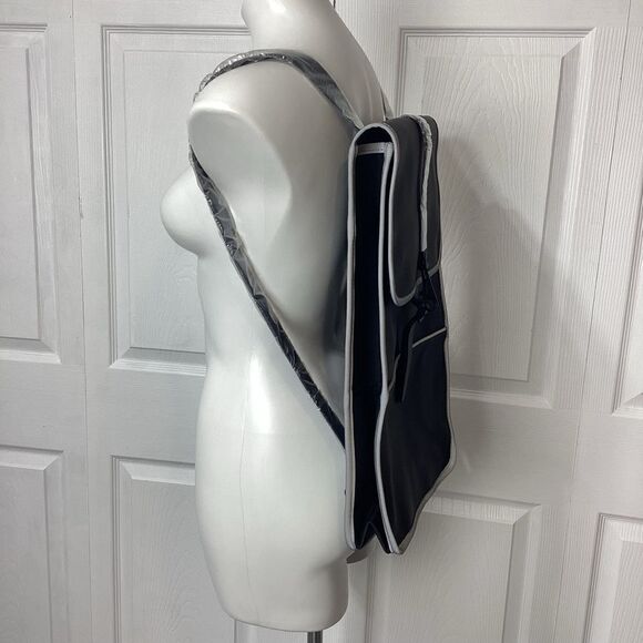 Rains Brand Black Reflective Waterproof Backpack Bag New - Picture 2 of 16